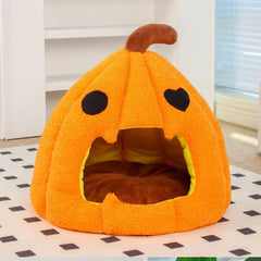 Christmas Pumpkin Pet Bed – Warm Winter Cat & Dog House with Removable Cushion