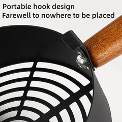 Durable stainless steel scoop designed for daily litter box use