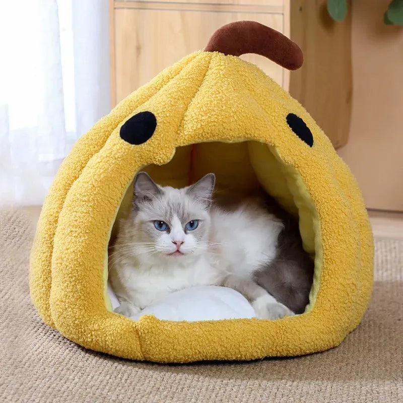 Christmas Pumpkin Pet Bed – Warm Winter Cat & Dog House with Removable Cushion