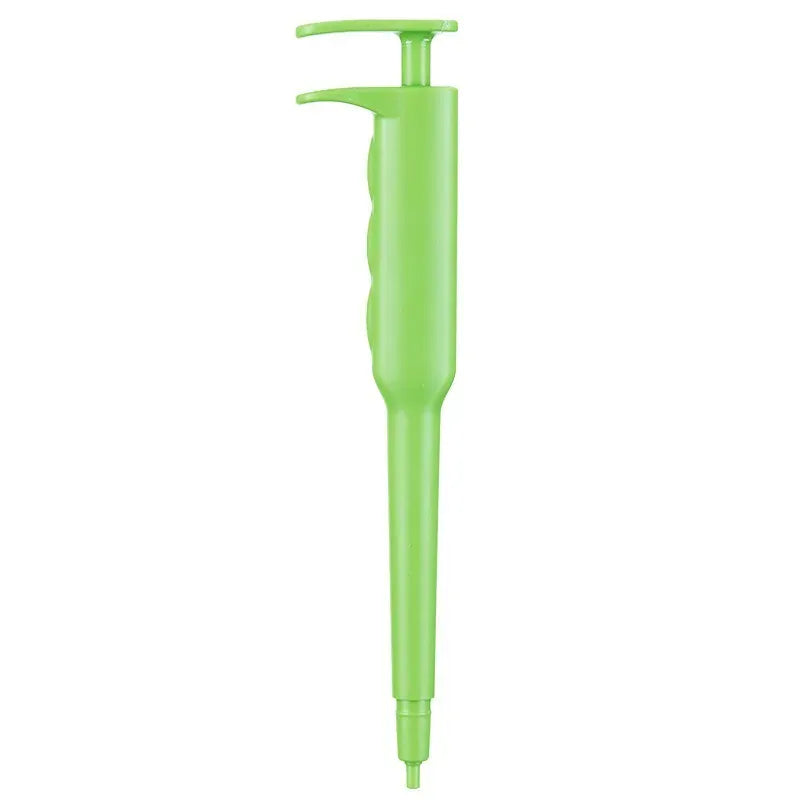 Pet Pill Feeder - Medicine Dispenser for Dogs & Cats with Silicone Tip