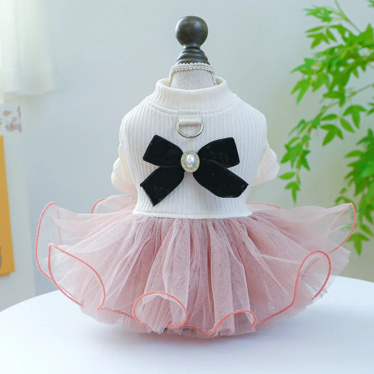 Pet Tutu Princess Dress – Lace Trim Dog & Cat Skirt for Spring Summer Parties