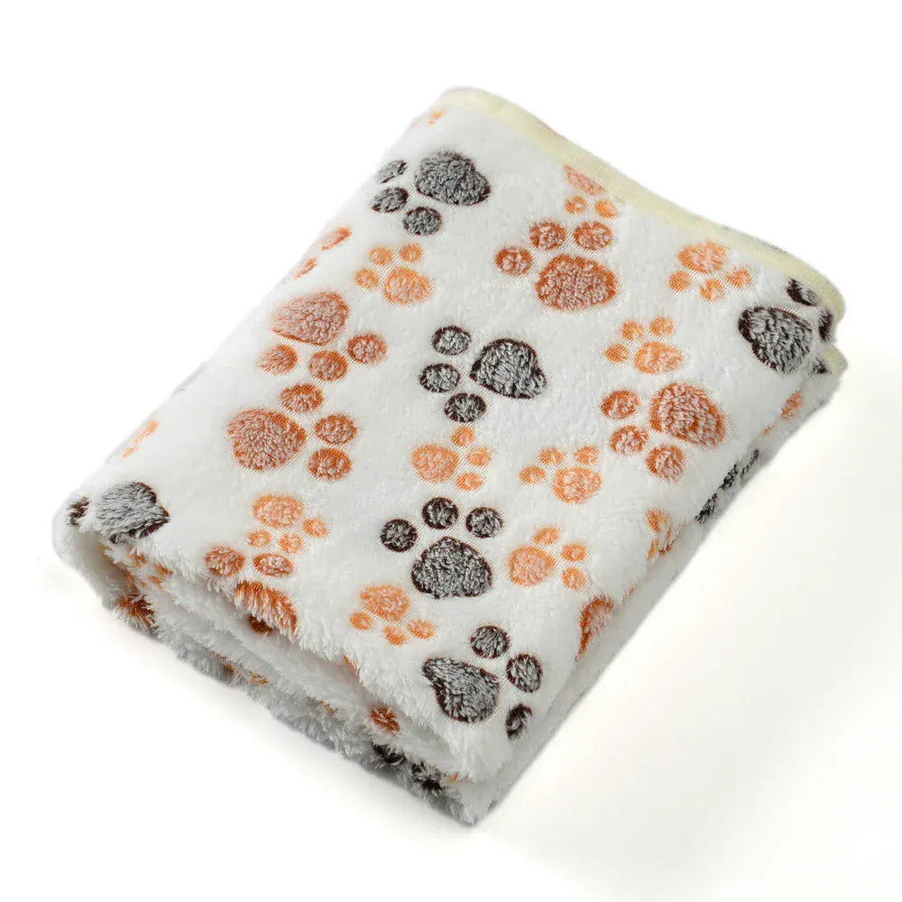 Winter Pet Blanket with Paw Print - Cozy Thicken Fleece Mat for Cats & Dogs